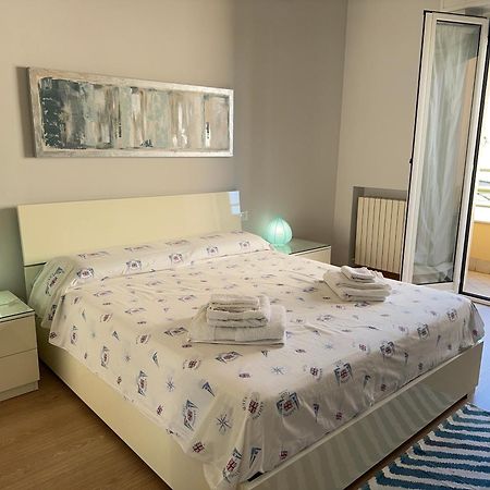 2 Min Walk To The Beach In The Centre Of Sanremo Luaran gambar