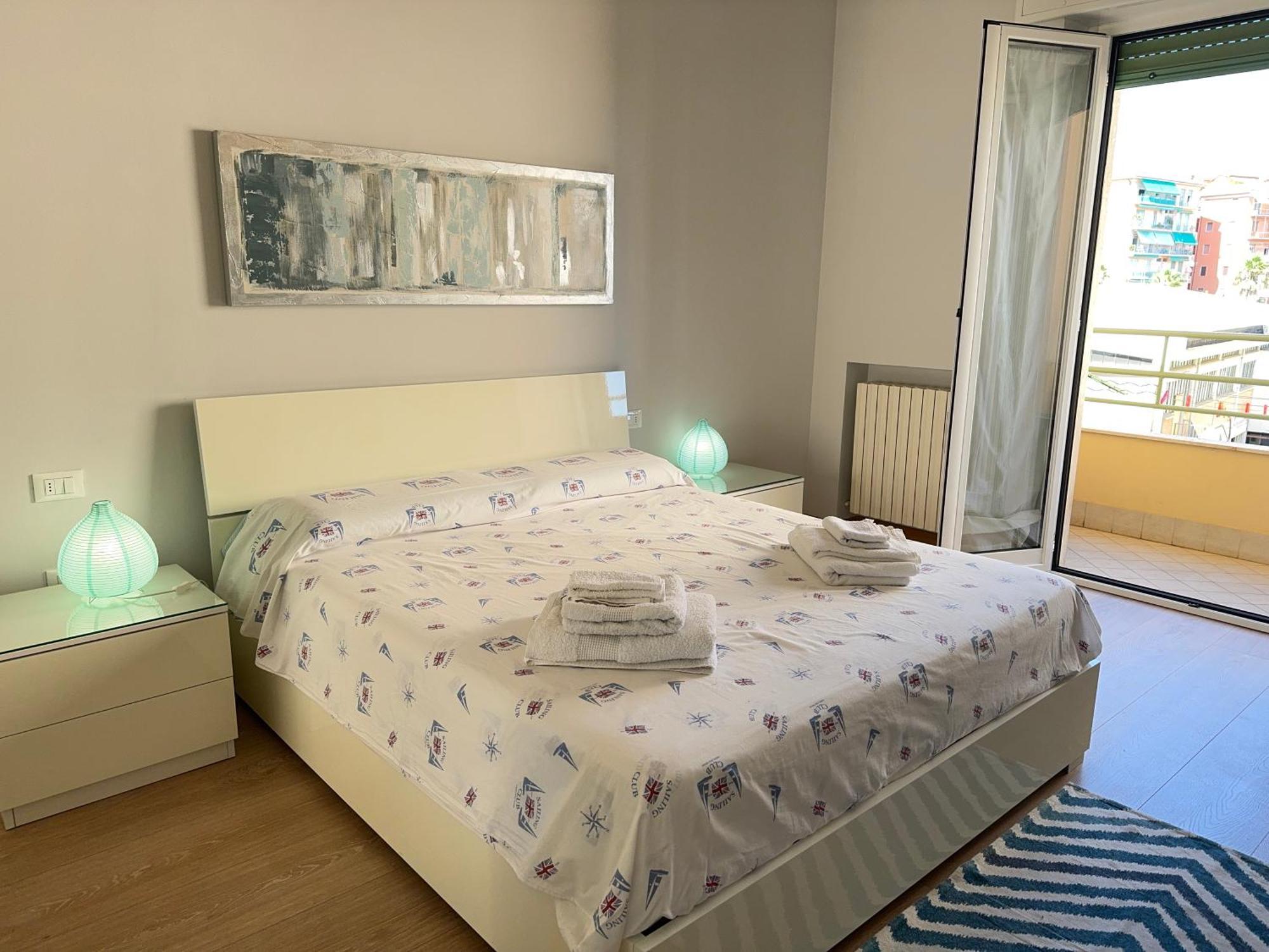 2 Min Walk To The Beach In The Centre Of Sanremo Luaran gambar
